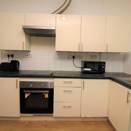 Ideal 2 Bed Flat Close To City Lejlighed London Eksteriør billede