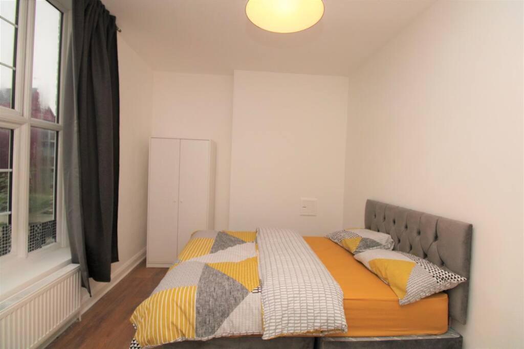 Ideal 2 Bed Flat Close To City Lejlighed London Eksteriør billede